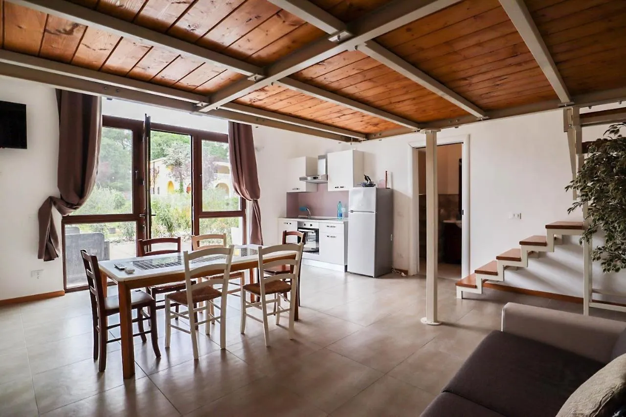 Agriturismo Monteroseo Bedizzole مزرعة للإقامة