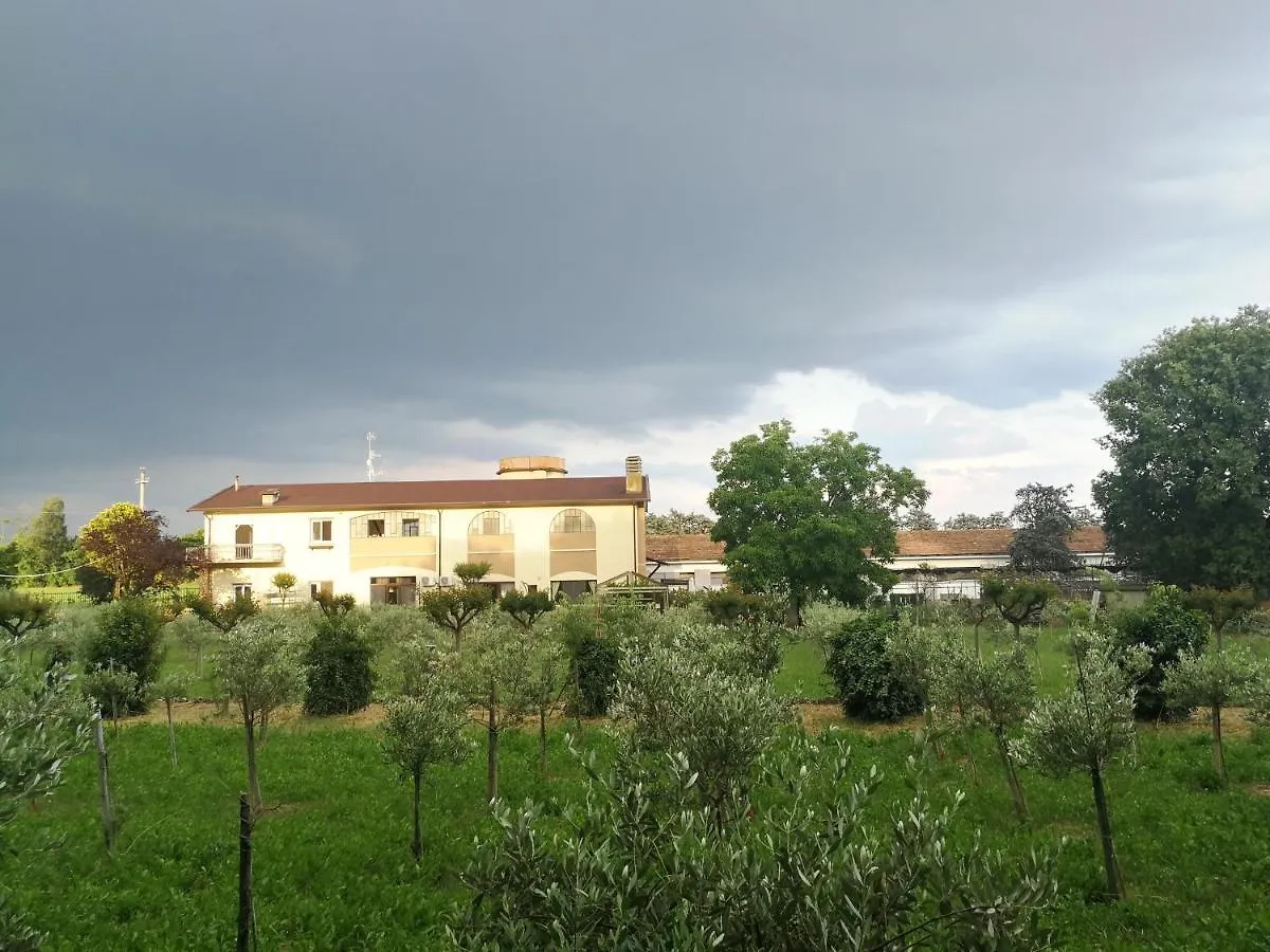 Agriturismo Monteroseo Bedizzole مزرعة للإقامة