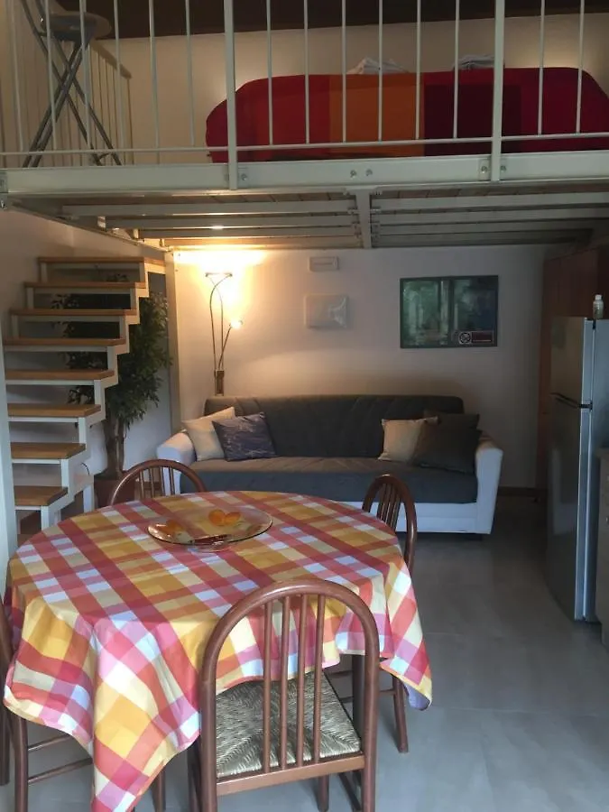 Agriturismo Monteroseo Bedizzole مزرعة للإقامة