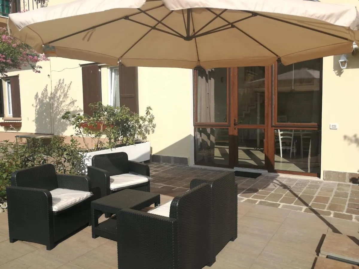 Agriturismo Monteroseo Bedizzole 0*,  Italia
